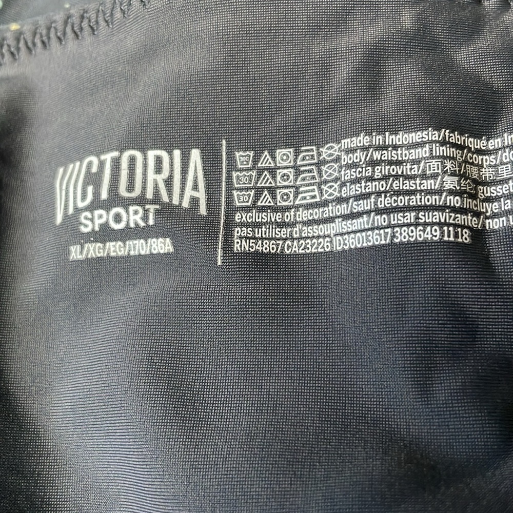 Victoria Sport leggings. Outer-Space pattern. Like new. XL. Has stars/planets. - Picture 5 of 7